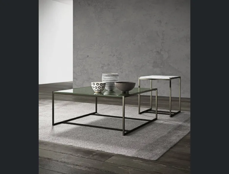 Tavolino Eulero con top in vetro o marmo e base in metallo di Presotto