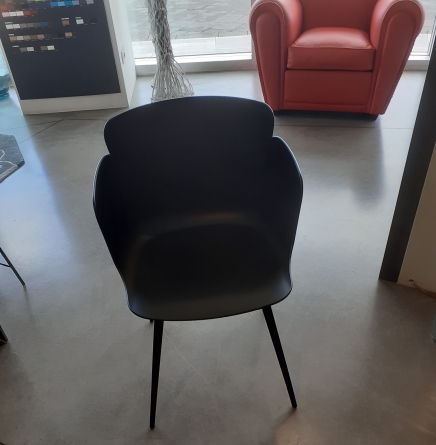 Set di 4 sedie in polipropilene nero