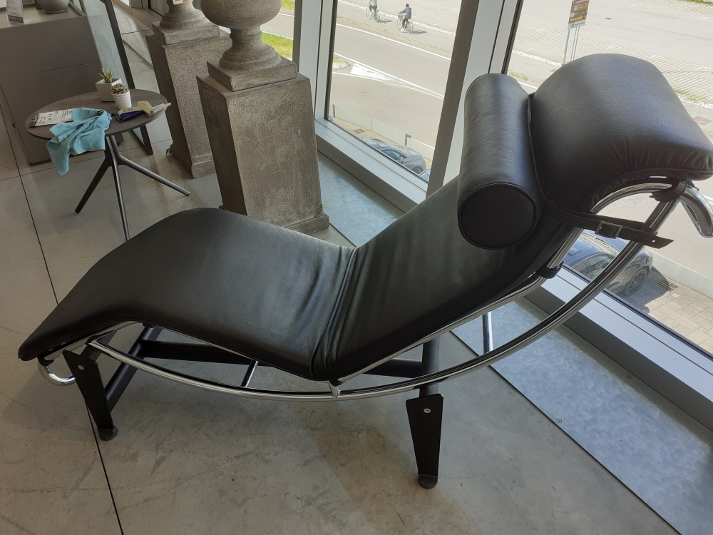 Poltrona in vera pelle