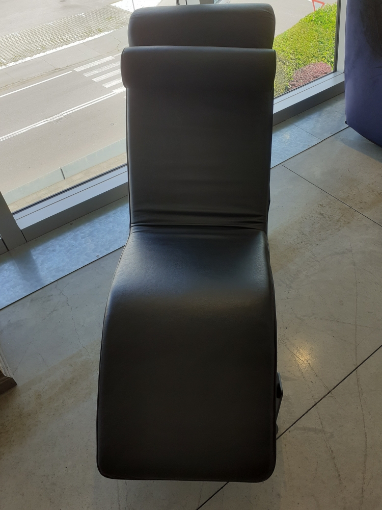 Poltrona in vera pelle