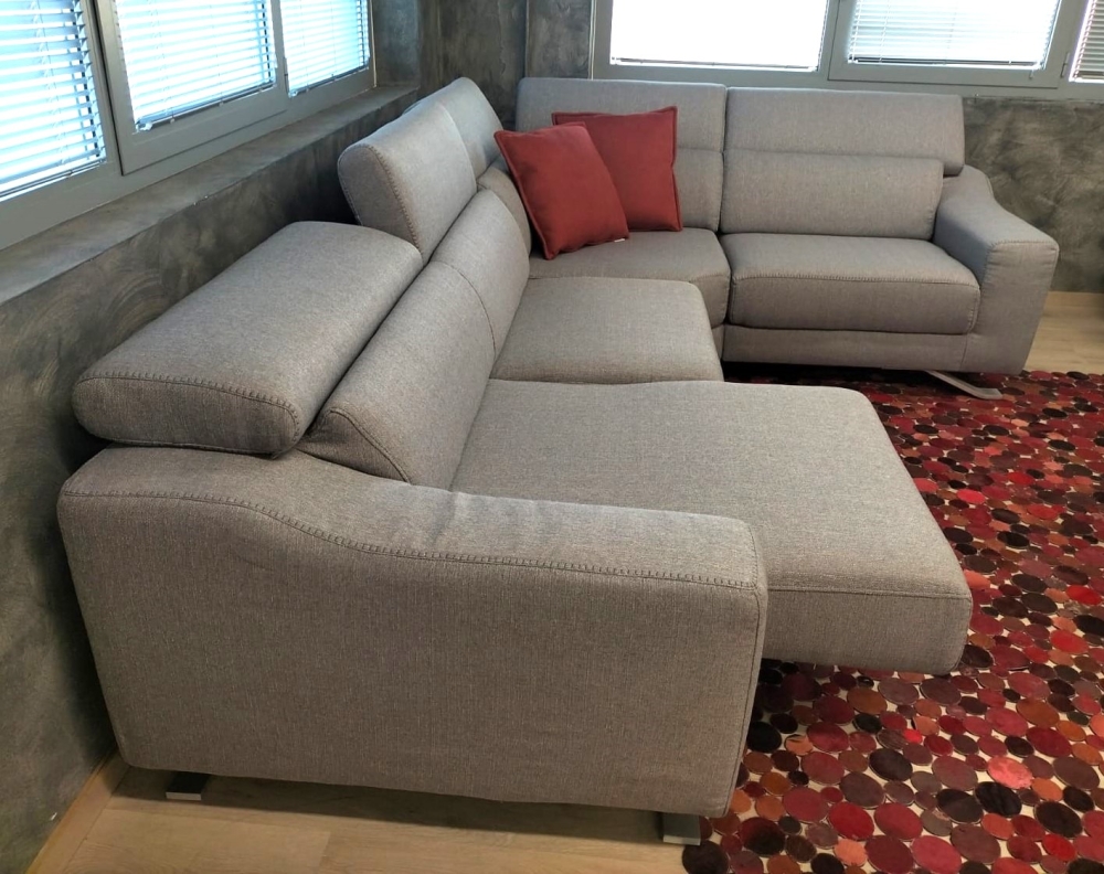 Divano ad angolo 3 sedute estraibili