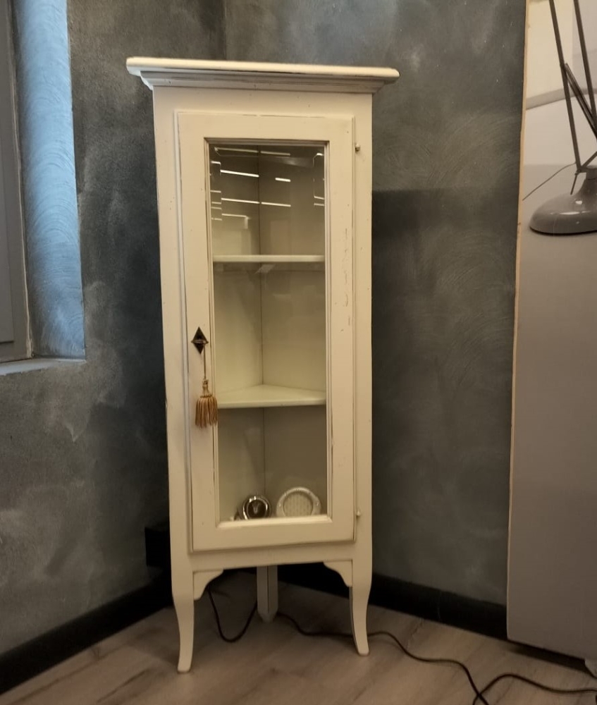 Vetrinetta ad angolo 1 anta in vetro, noce nazionale laccato effetto consumato