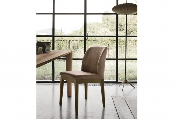 Sedie e sgabelli mod SS 19